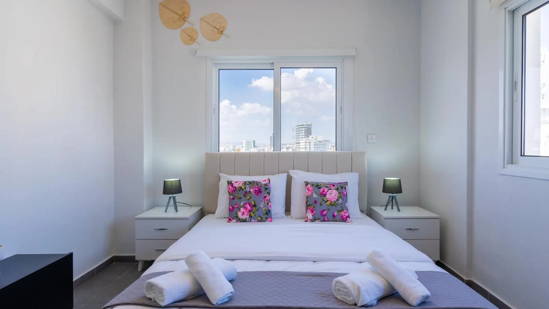 Snobby 2-Bedroom Apartment Larnaka