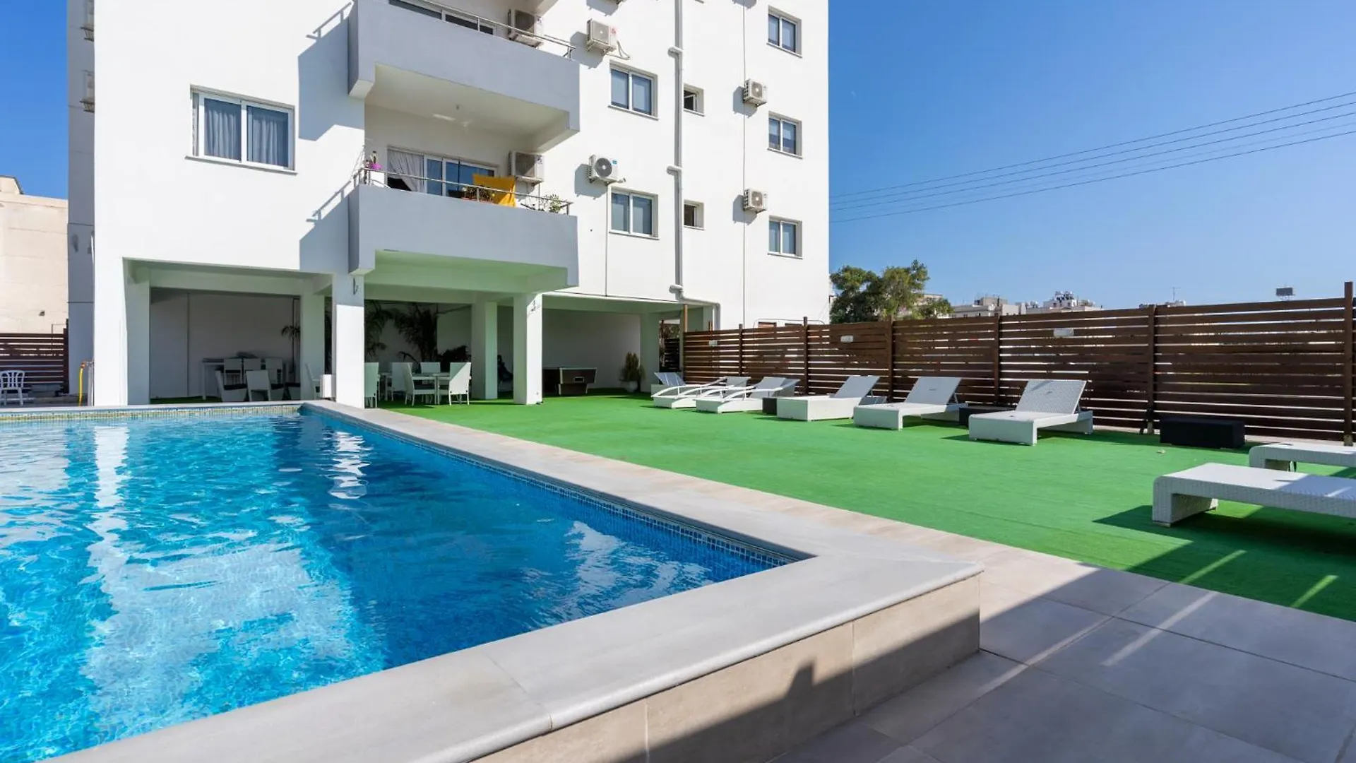 Snobby 2-Bedroom Apartment Larnaka 0*,  Zypern