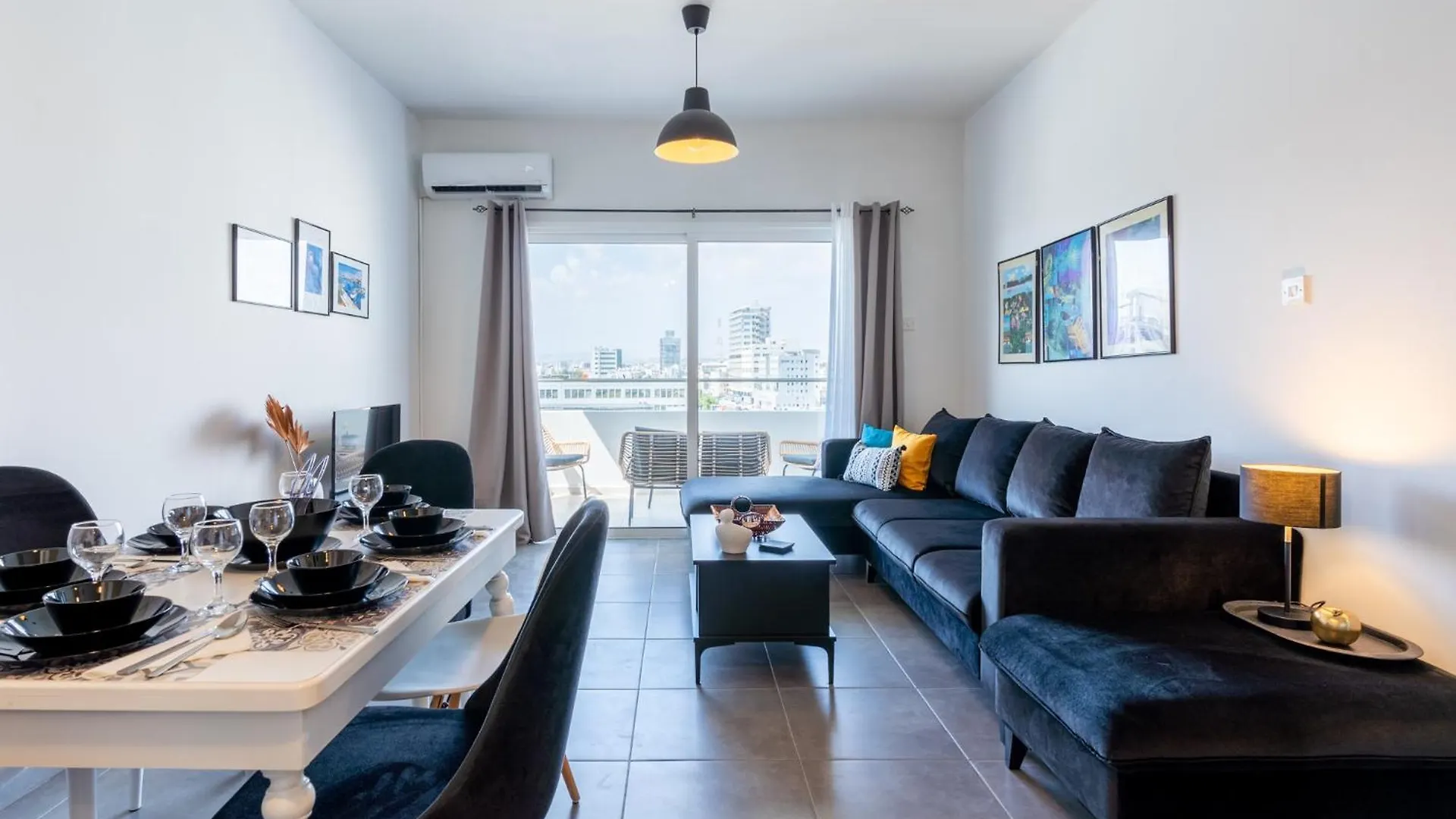 Snobby 2-Bedroom Apartment Larnaka